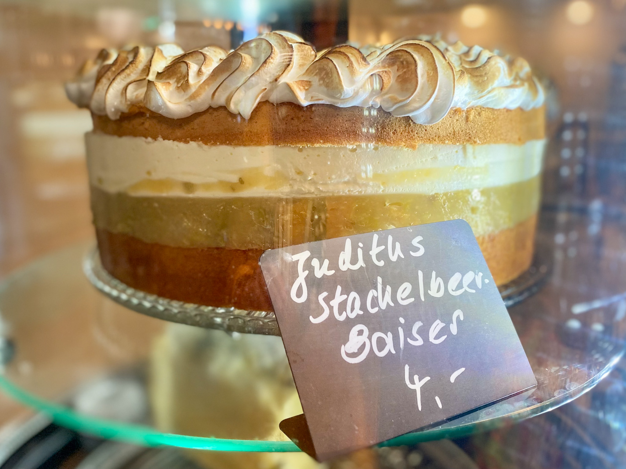 Stachelbeer-Baiser-Torte Kuchen & Tortenbar Röbel